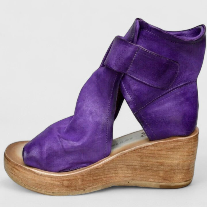 Wardrobebright | Jess Sandals