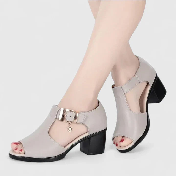 Wardrobebright | Lyzanne Sandals