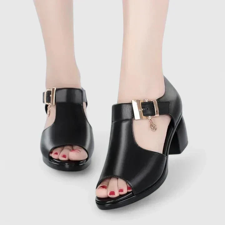 Wardrobebright | Lyzanne Sandals