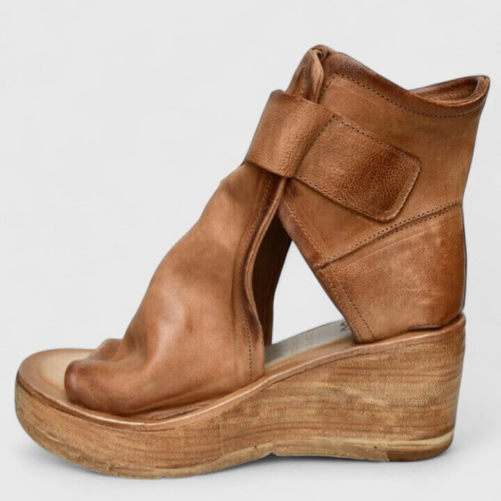 Wardrobebright | Jess Sandals