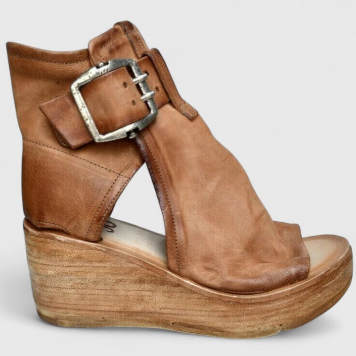 Wardrobebright | Jess Sandals
