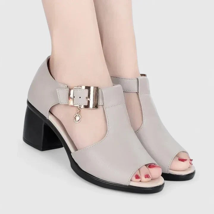 Wardrobebright | Lyzanne Sandals