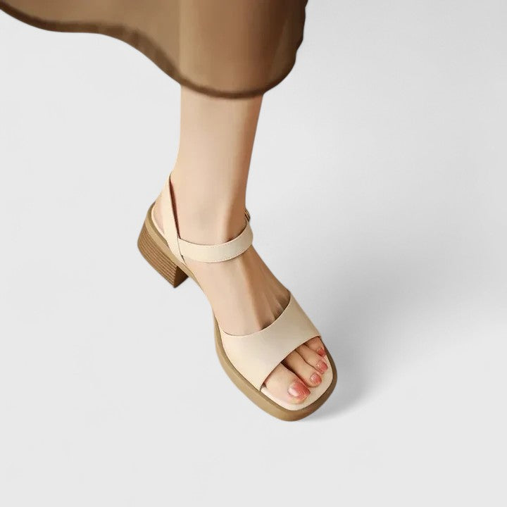 Wardrobebright | Calyssa Sandals
