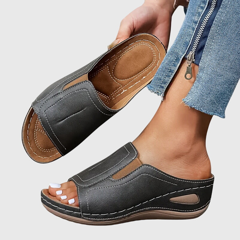 Wardrobebright | Aretha Sandals